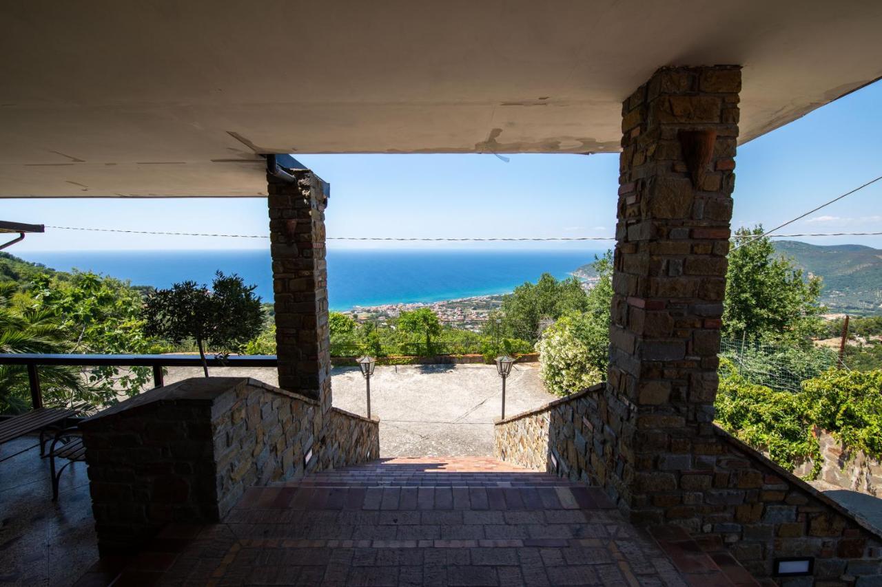 Madonna Della Scala Bed & Breakfast Castellabate Exterior photo